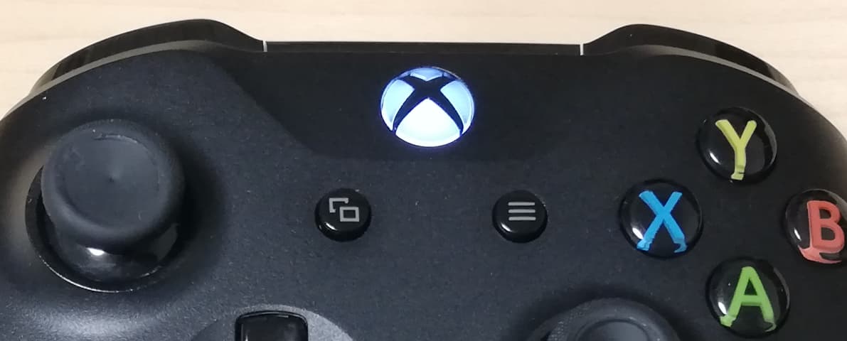 Xbox One コントローラー Pc ペアリング方法 電源オン オフ方法も Pcゲームガイダンス